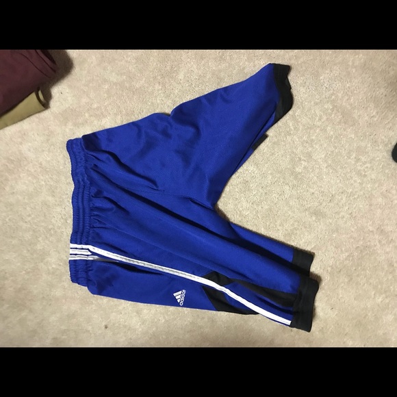 Adidas Youth Extra Large Soccer Shorts - Picture 3 of 3